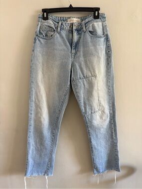 Light Wash Women’s Jeans with Patch Pocket - Unbranded